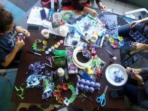 An EcoReps event - Pinterest inspired DIY egg carton wreaths!